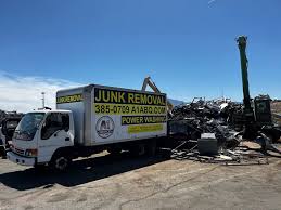 Best Retail Junk Removal  in Kingston, TN